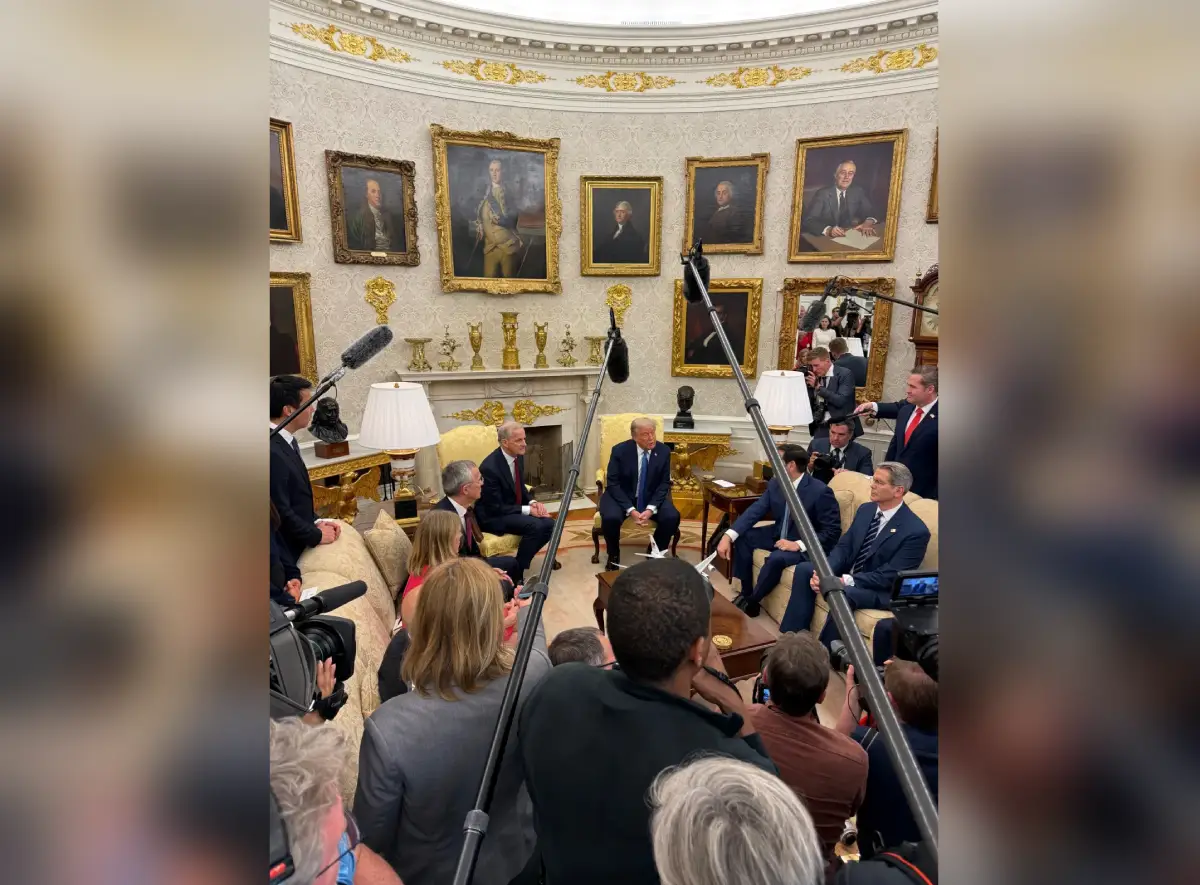 White House Or Gold House? Trump Is Redecorating