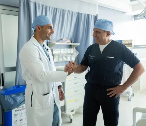 California Surgeon Inderbir Gill Leads World’s First Human Bladder Transplant