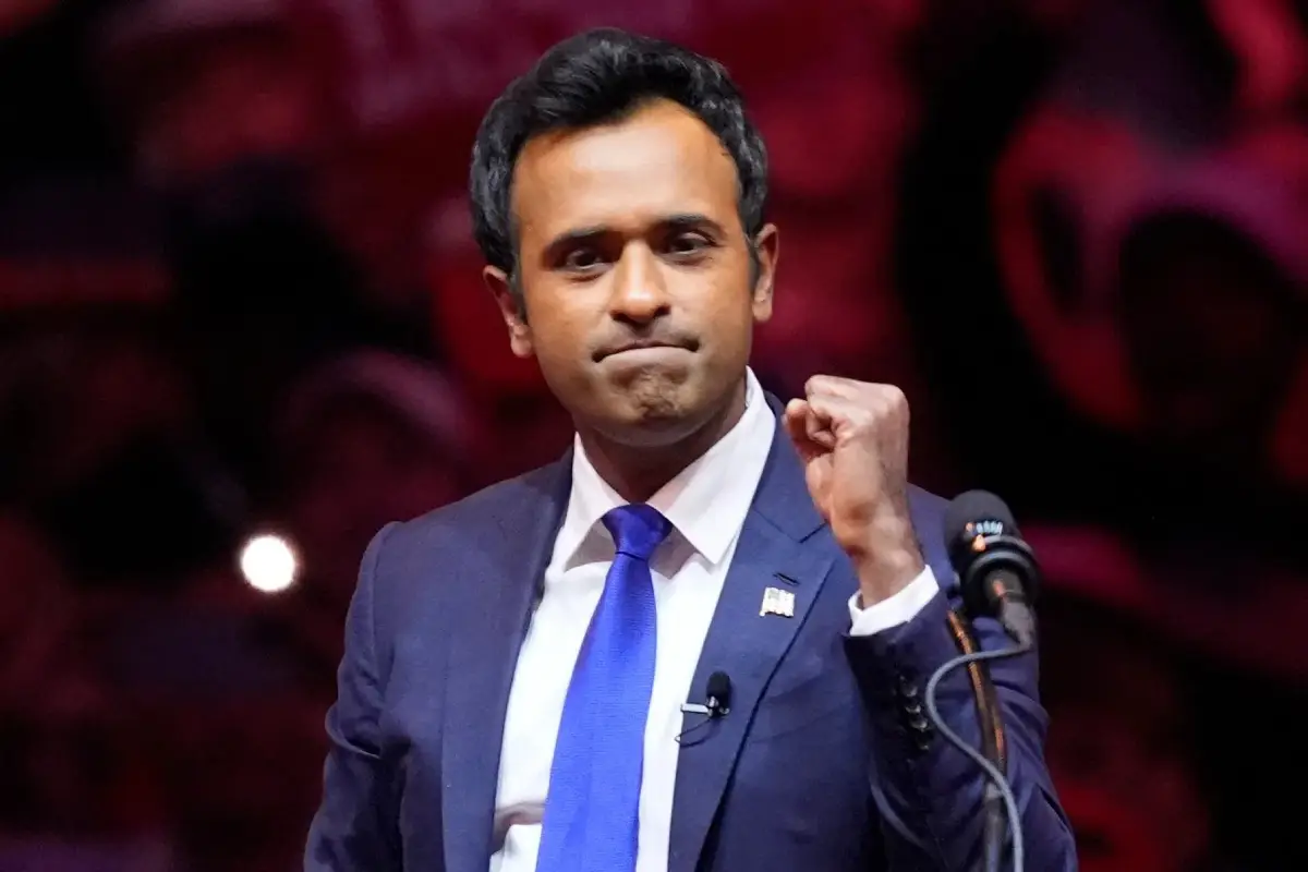 Ohio Gov. Mike DeWine Resists MAGA Vivek Ramaswamy’s Rise