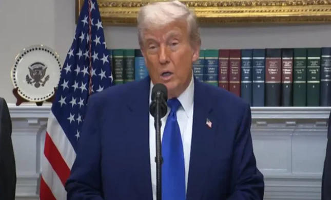 With Eye On China, Trump Pivots, Tells Apple Not To Expand In India