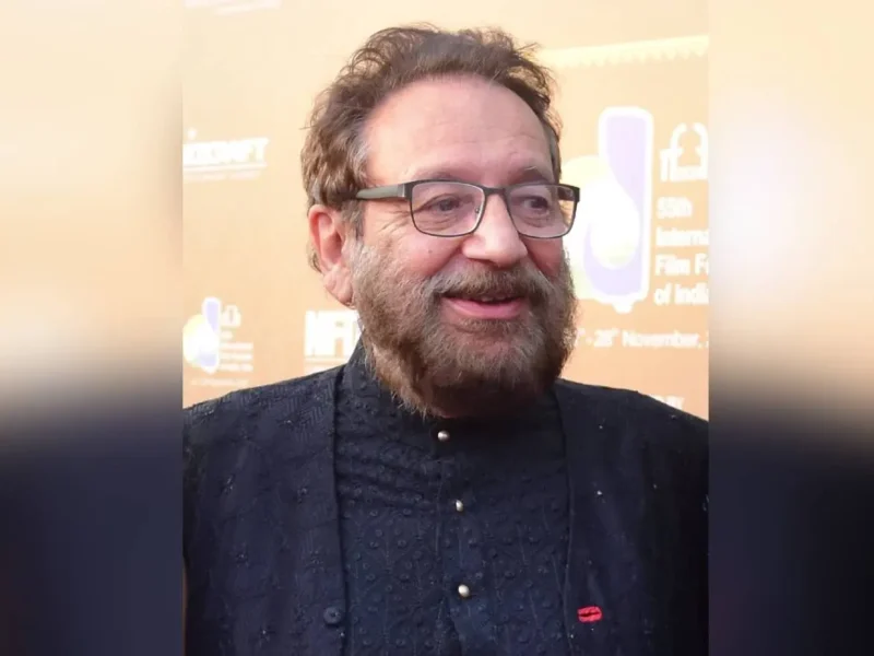 Isaac-Newtons-Apple-Talks-To-Shekhar-Kapur-Check-The-Mind-Bending-Post.webp