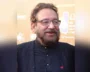 Isaac-Newtons-Apple-Talks-To-Shekhar-Kapur-Check-The-Mind-Bending-Post.webp