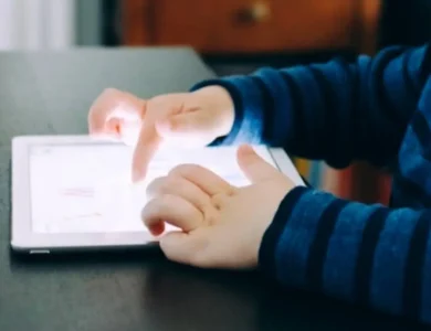 Reclaim Your Life: Break Free From Screens With These 5 Habits