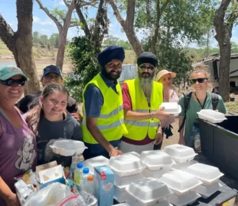 United Sikhs Bring Aid And Hope To Flood-Hit Texans