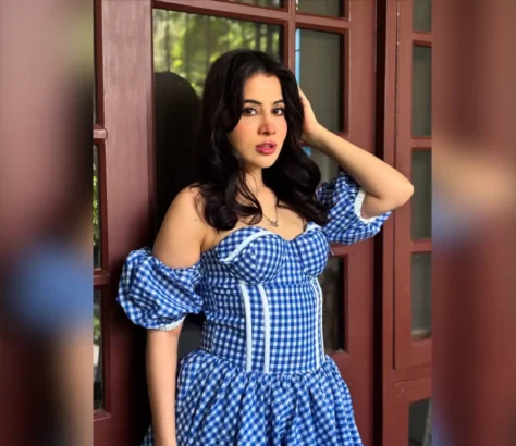 Uorfi Javed Laughs Off Trolls, Reveals Face After Dissolving Lip Fillers