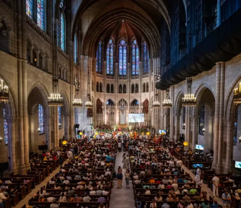 Bhakti Marga Founder Inspires Thousands At NY Gathering