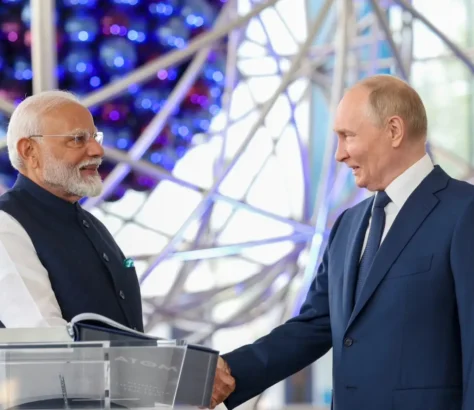 India-Russia Talk About Strengthening Defense Ties