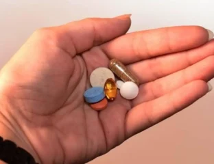 Living Strong: Manage Your Medications