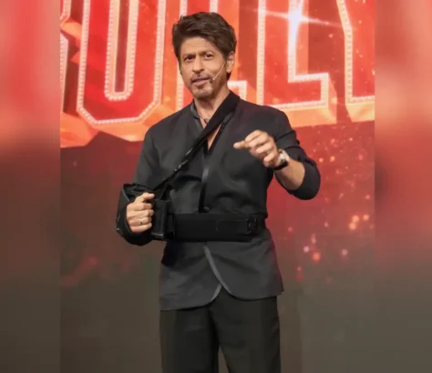 SRK Gets Emotional At Aryan Khan’s Directorial Debut