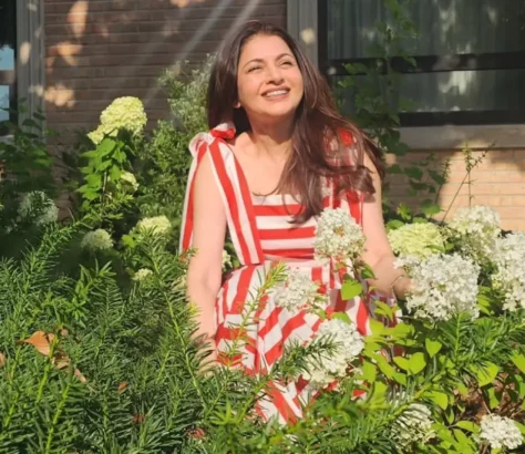 Temples To Deep-Dish Pizza, Bhagyashree Enjoys Chicago