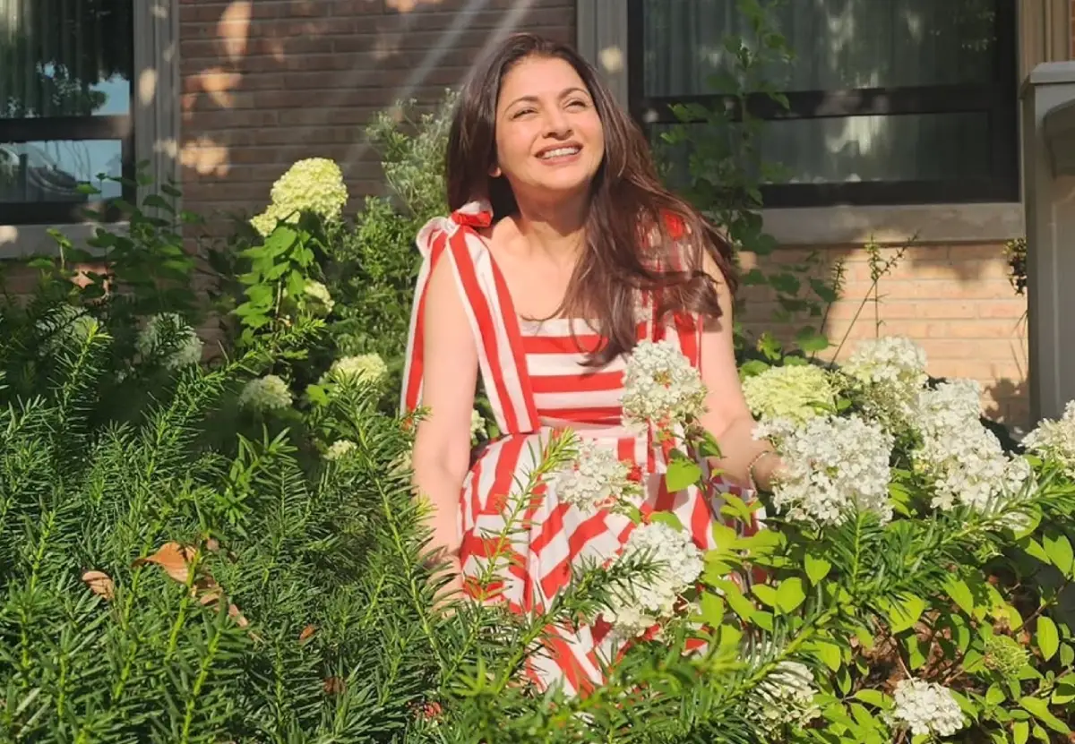 Temples To Deep-Dish Pizza, Bhagyashree Enjoys Chicago