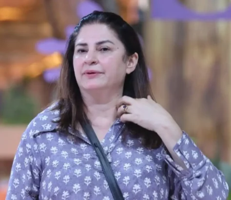 Actress Kunickaa Sadanand Shares Details Of Affair With Kumar Sanu