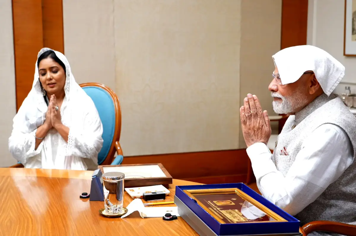 PM Modi Requests Harshdeep Kaur To Sing ‘Ik Onkar’