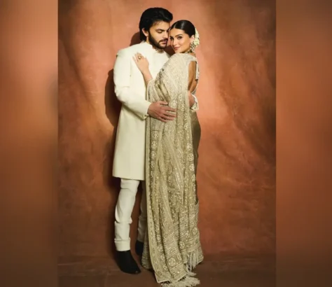 Tara Sutaria-Veer Pahariya Are Insta Official