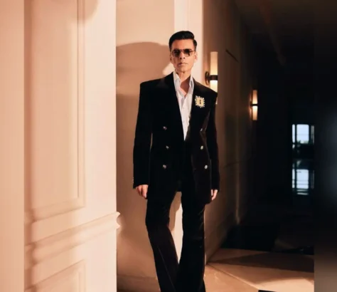 KJo Shocks With Talk Of Intimacy With Janhvi’s Family Member