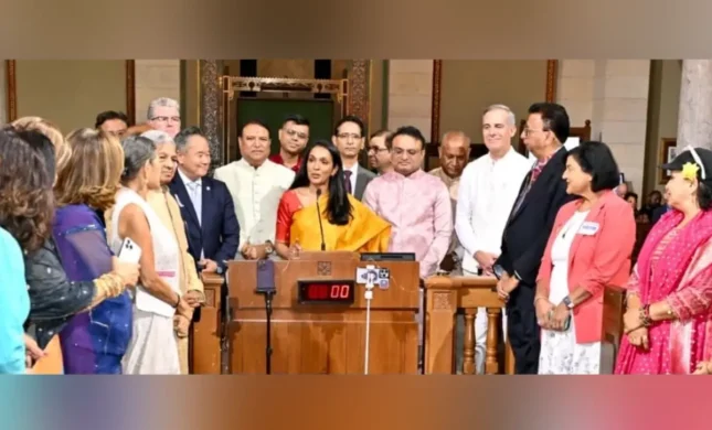 Los Angeles City Hall Reverberates With The Colors And Sounds Of Diwali
