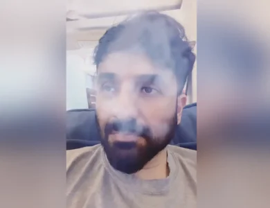 Comedian Vir Das Uses Smoke Filter To Mock Mumbai’s 'Severe' AQI
