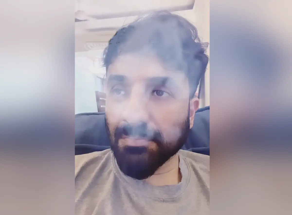 Comedian Vir Das Uses Smoke Filter To Mock Mumbai’s 'Severe' AQI