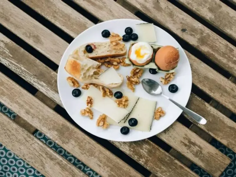 Healthy & Tasty: Your Go-To Snack Guide