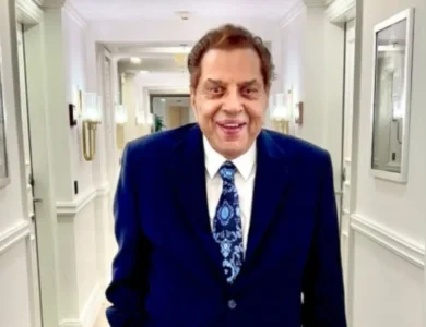 India Mourns Dharmendra: Stars, Leaders And Fans Bid Farewell To Bollywood’s He-Man