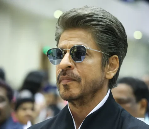 SRK, Aryan, Salman Visit Ailing Dharmendra In Hospital