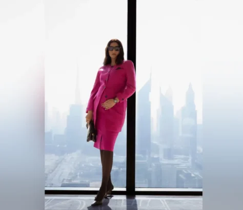 Sonam Kapoor Flaunts Baby Bump In Hot-Pink Suit To Announce Pregnancy