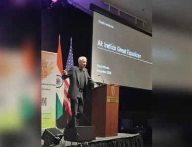 AI Is 'The Great Equalizer' For India, Says Tech Investor Vinod Khosla