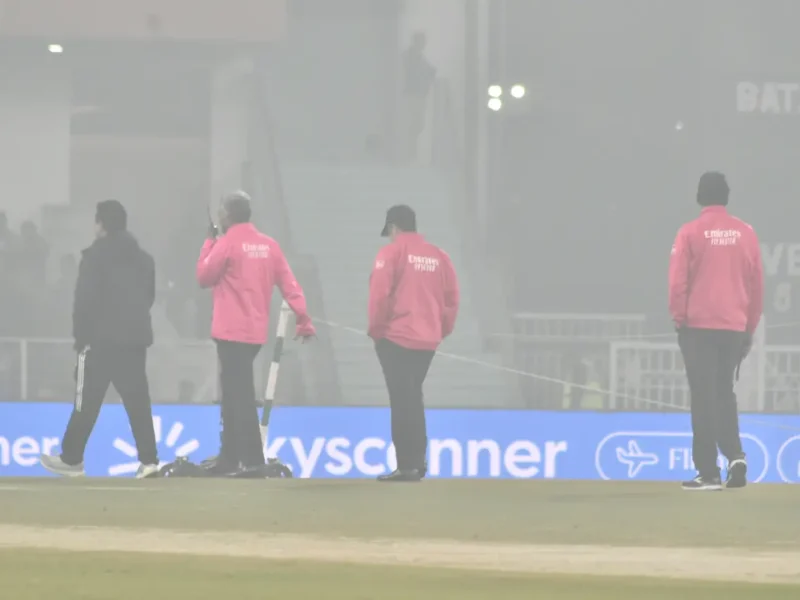 Cricket Fans Question Night Matches In North India’s Peak Fog Season