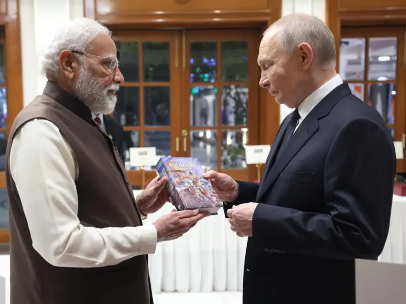 From Modi, An Array Of Gifts For Putin Including A Gita Book In Russian