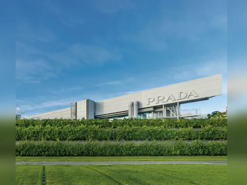 Prada Group Acquires Versace From US Group In $1.37 Billion Deal