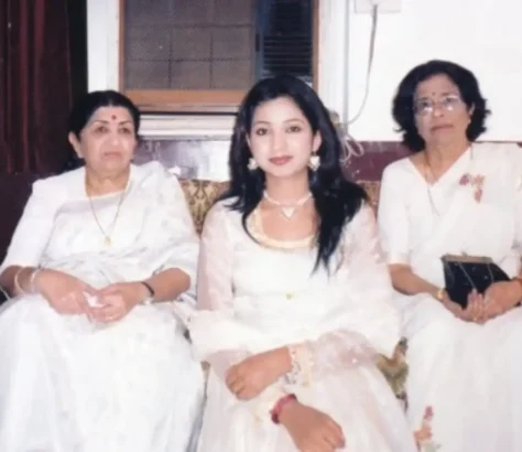 Shreya Ghoshal Remembers Lata Mangeshkar As A “Goddess In White”
