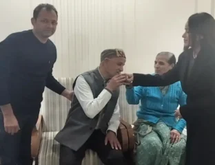 Art In Thread: Meet The Weaver Who Revolutionized Panipat Handlooms