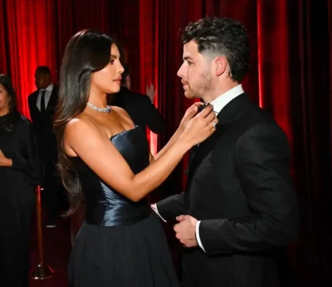 Golden Globes: Priyanka Chopra Presents Best Actor Award To Noah Wyle