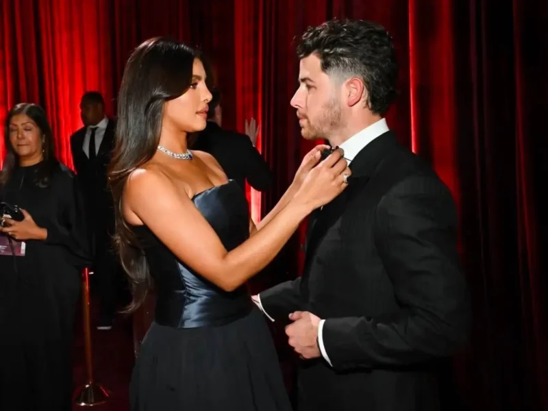 Golden Globes: Priyanka Chopra Presents Best Actor Award To Noah Wyle