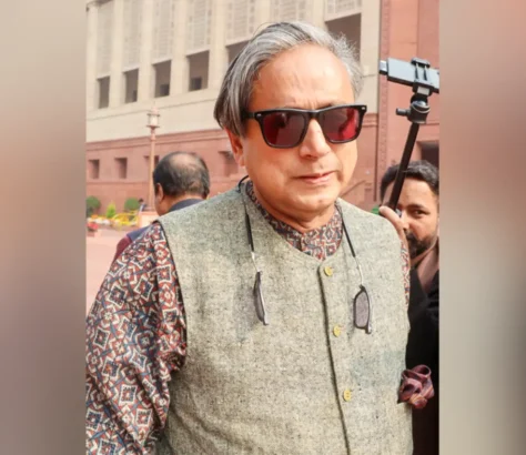 PV Sindhu, Shashi Tharoor To Anchor Harvard’s India Forum