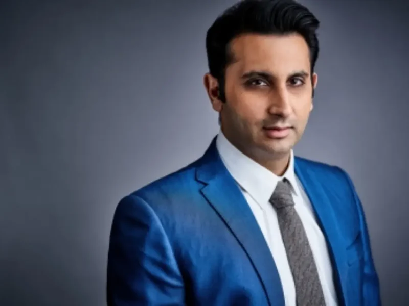 Pharma Tycoon Poonawalla Joins Race To Acquire RCB Franchise