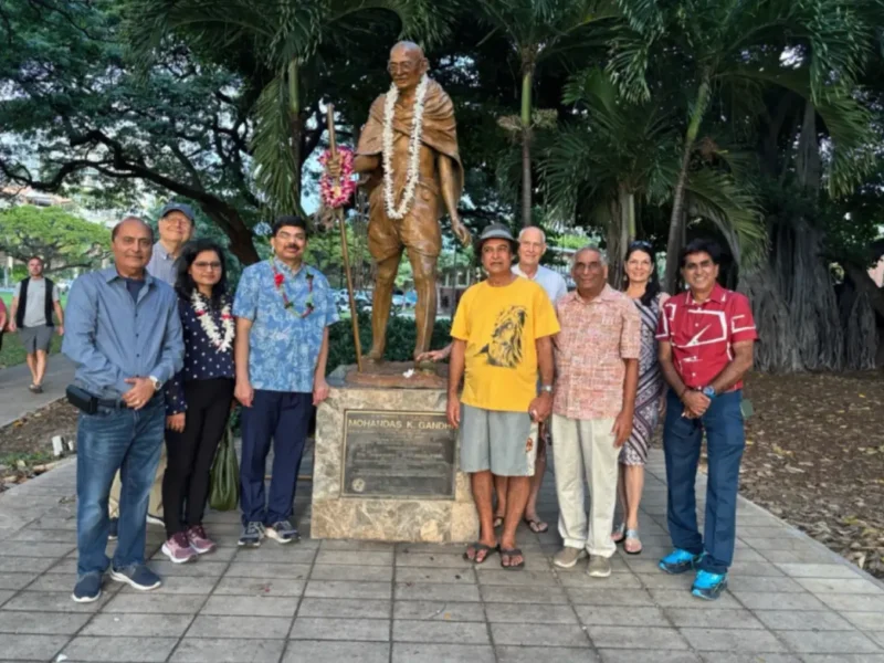 SF Consul General Pays Tribute At Gandhi Statue In Honolulu