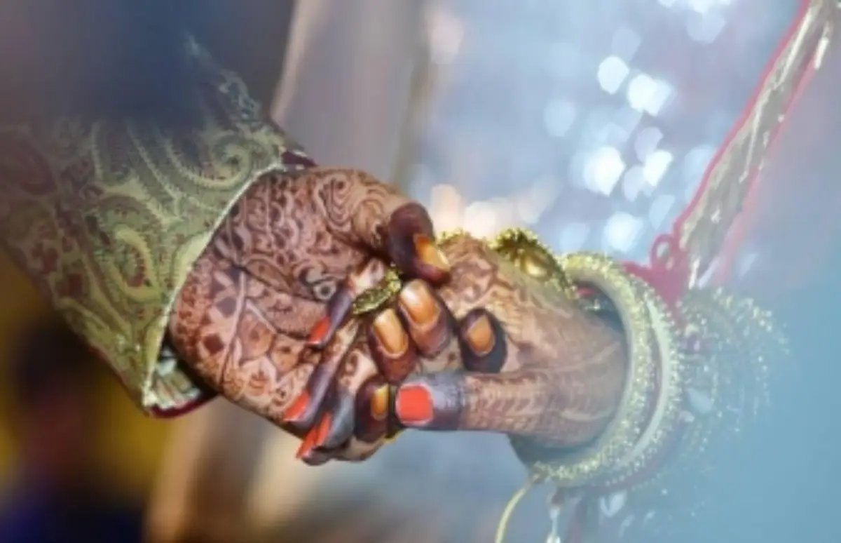 5 Must-Have Wedding Day Emergency Items