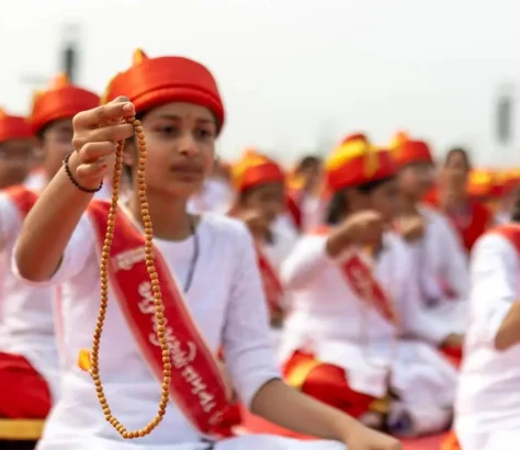 BAPS Sets Guinness Record For Largest Simultaneous Hindu Text Recital