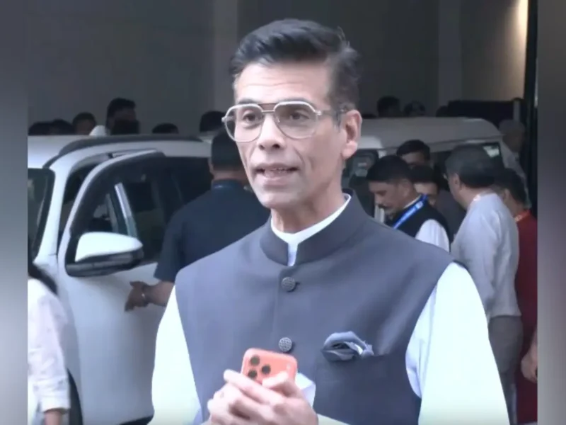 Bollywood Attends RSS Centenary Event, Praise Bhagwat