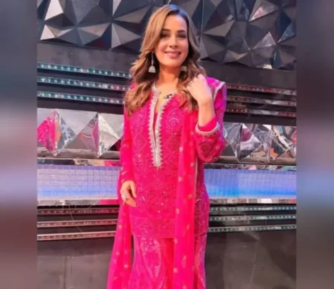 Neelam Kothari Says She Played Cupid For Shah Rukh And Gauri