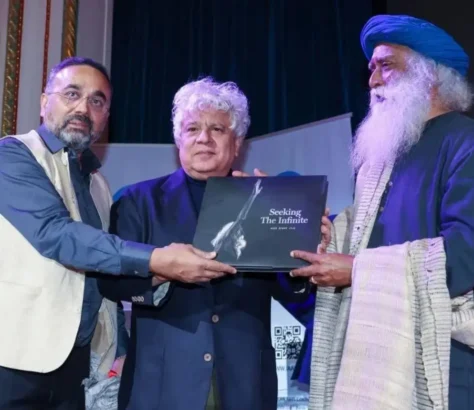 New York Author Has A Stunning Coffee Table Book On The Mahakumbh