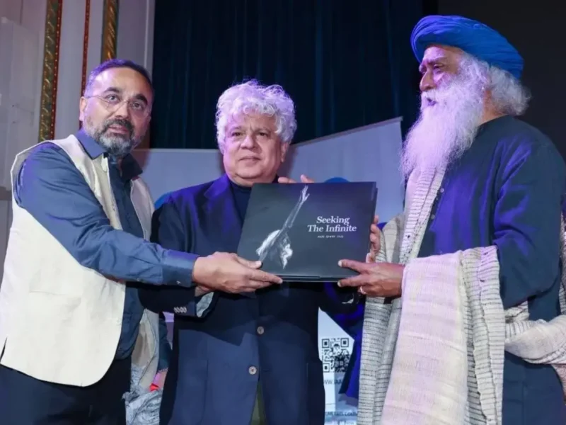 New York Author Has A Stunning Coffee Table Book On The Mahakumbh