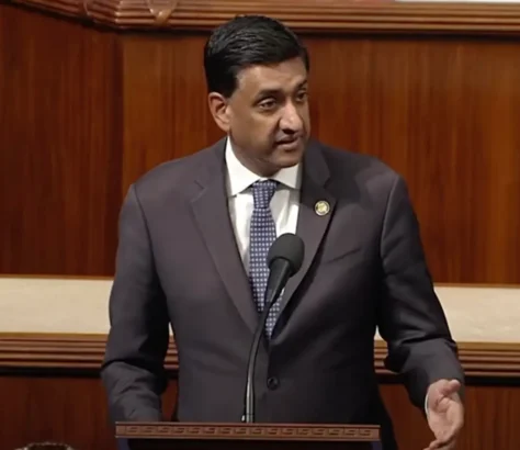On House Floor, Ro Khanna Pushes, Reveals Six Names From Epstein Files