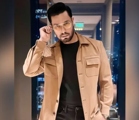 Randeep Hooda Cleans Riverbanks, Stresses Environmental Action Over Words