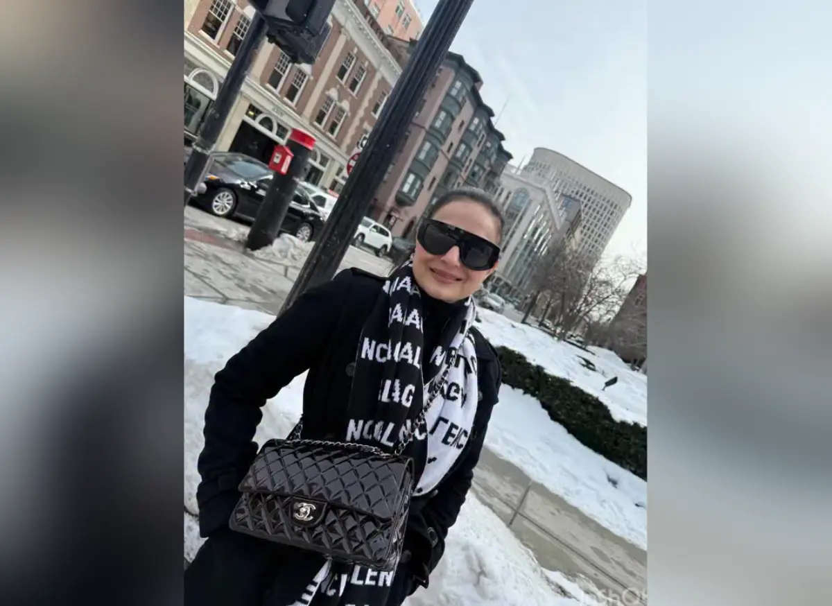 Tufts Alumni Ameesha Patel Walks Down Memory Lane In Boston