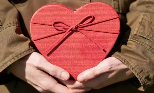 Valentine’s Style Guide: Date-Ready Looks