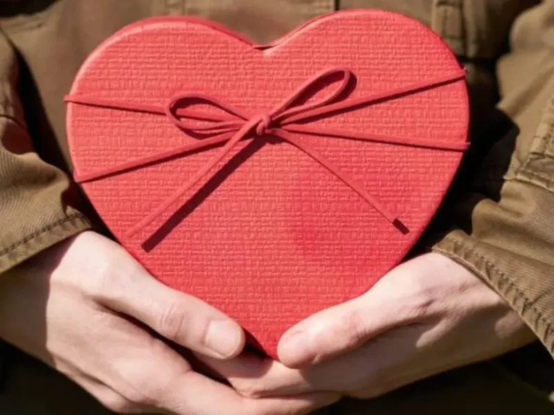 Valentine’s Style Guide: Date-Ready Looks