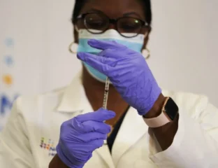 Lawmakers Push To Scrap Visa Fees For Doctors And Healthcare Workers