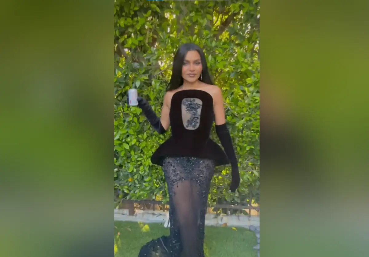 Mindy Kaling Is Glam Fab At The Actor Awards